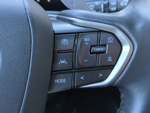 Used 2023 Lexus RX 350 Premium image 27