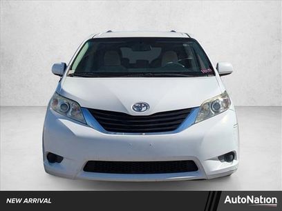 Used 2014 Toyota Sienna LE