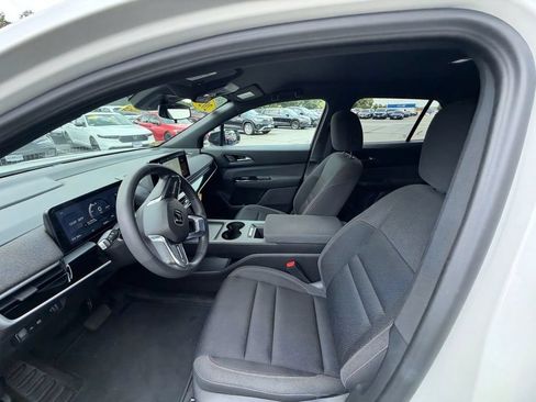 Used 2024 Honda Prologue EX image 9