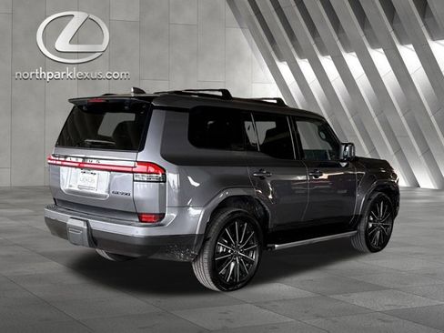 Certified 2025 Lexus GX 550 w/ Accessory Package (2T) AWD/4WD image 6