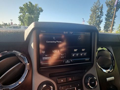 Used 2016 Ford F250 Lariat w/ Lariat Interior Package AWD/4WD image 16