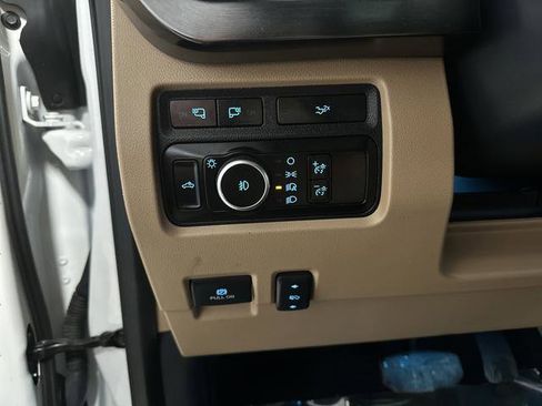 Used 2023 Ford F450 Lariat w/ Lariat Ultimate Package image 26