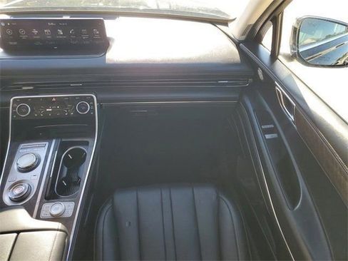 Used 2024 Genesis GV80 3.5T AWD/4WD image 36