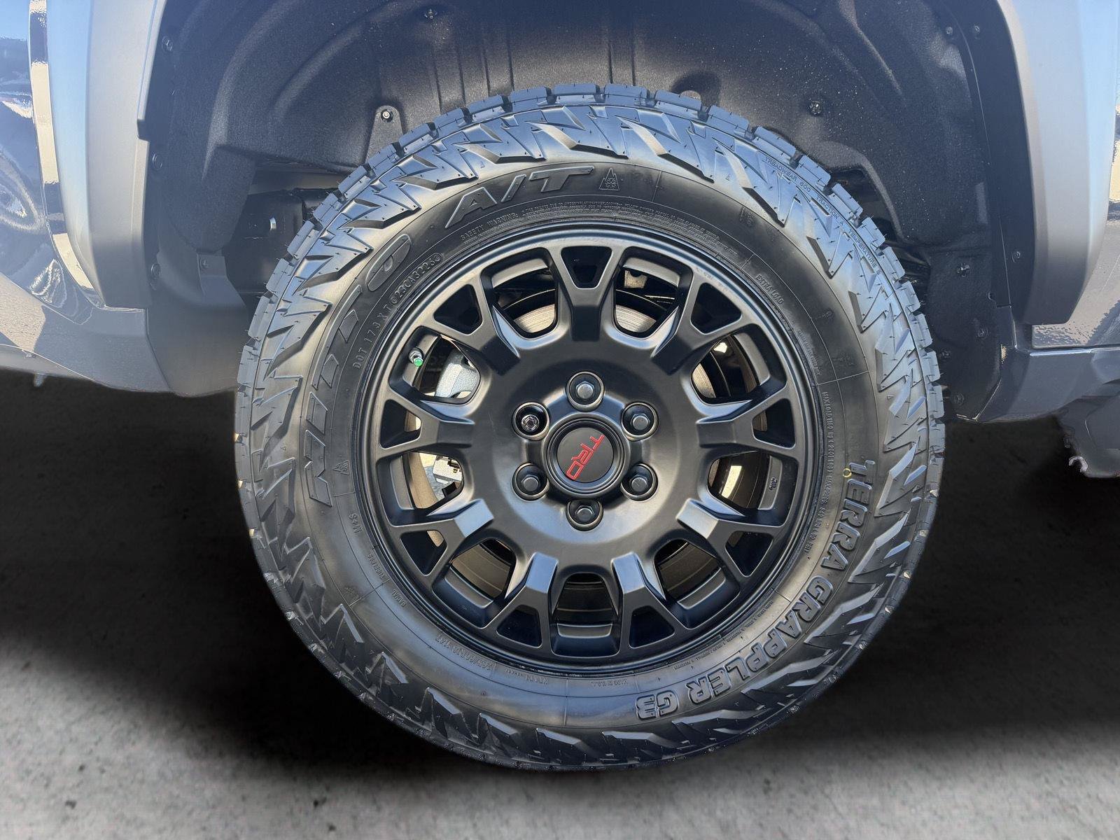 New 2026 Toyota 4Runner SR5 AWD/4WD image 9