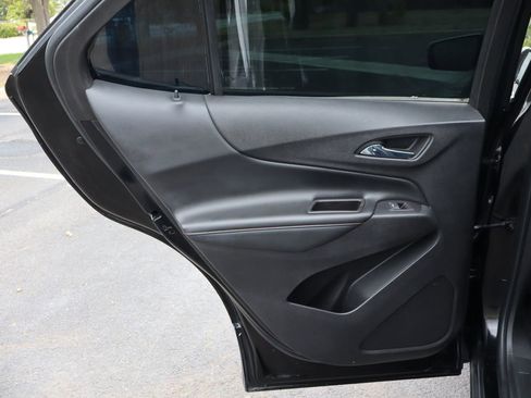 Used 2018 Chevrolet Equinox Premier AWD/4WD image 24