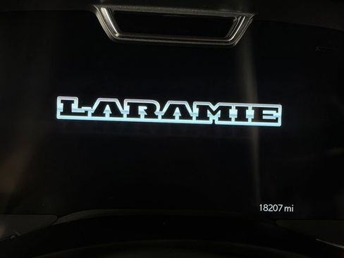 Used 2025 RAM 2500 Laramie w/ Night Edition AWD/4WD image 19