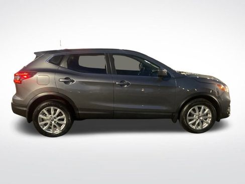 Used 2021 Nissan Rogue Sport S image 8