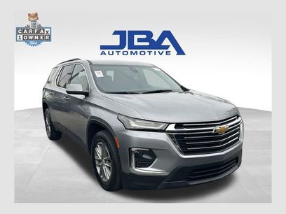 Used 2023 Chevrolet Traverse LT