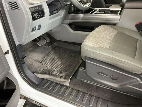 Used 2024 Ford F350 XLT image 16