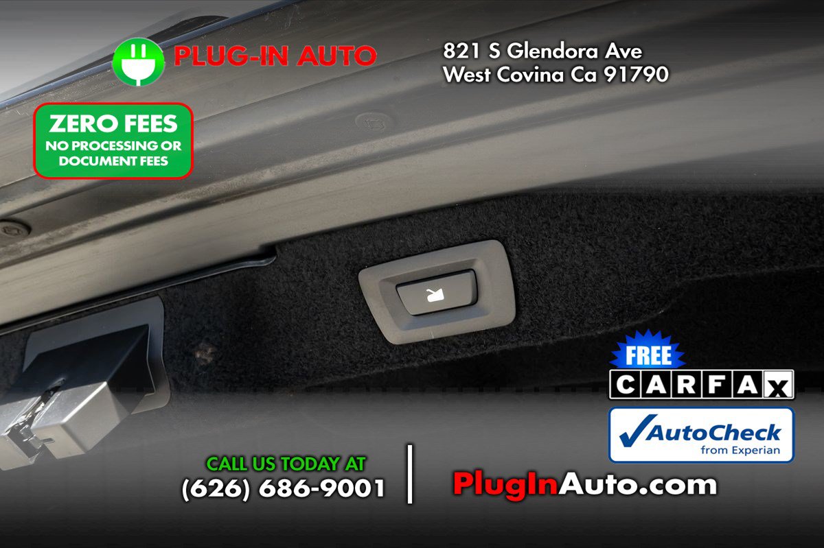 Used 2025 Lucid Air Pure RWD image 11