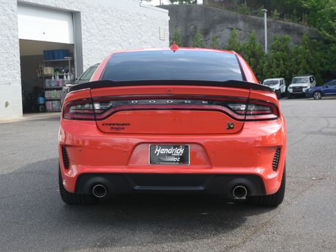 Used 2022 Dodge Charger Scat Pack RWD image 7