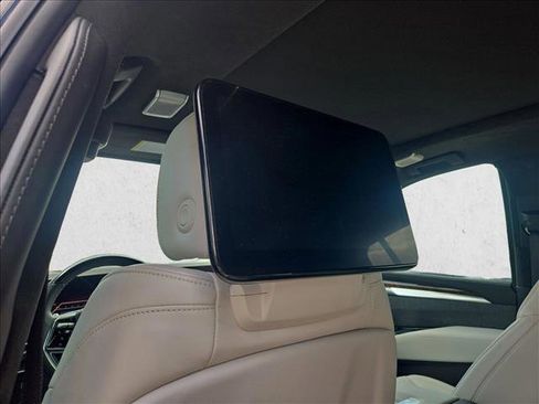 Used 2025 Cadillac Escalade ESV Sport Platinum w/ LPO, ONYX Package image 16