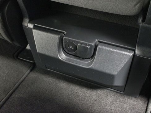 Used 2024 Ford F150 XLT image 17