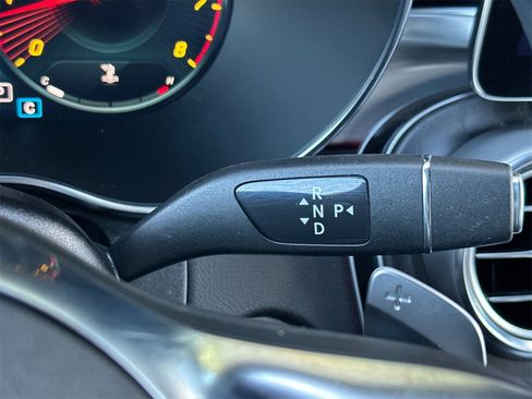 Certified 2022 Mercedes-Benz GLC 300 image 24