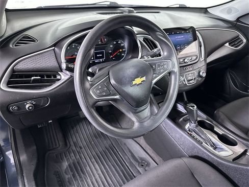 Used 2020 Chevrolet Malibu LS image 10