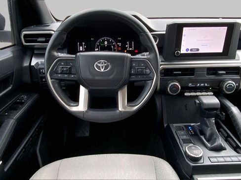 Used 2025 Toyota 4Runner SR5 RWD image 6