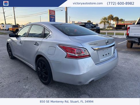 Used 2014 Nissan Altima 2.5 S image 5