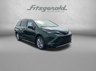 New 2026 Toyota Sienna XLE 360° Tour