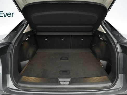 Used 2024 Nissan Ariya AWD image 8