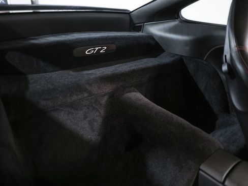 Used 2003 Porsche 911 GT2 RWD image 24