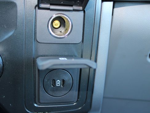 Used 2025 Ford F150 XLT w/ Equipment Group 301A Standard image 25