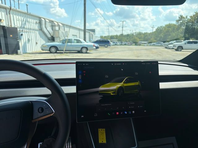 Used 2026 Tesla Model Y Performance AWD/4WD image 19