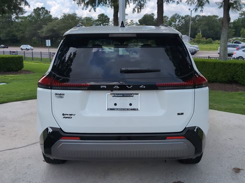 Certified 2026 Toyota RAV4 SE AWD/4WD image 9