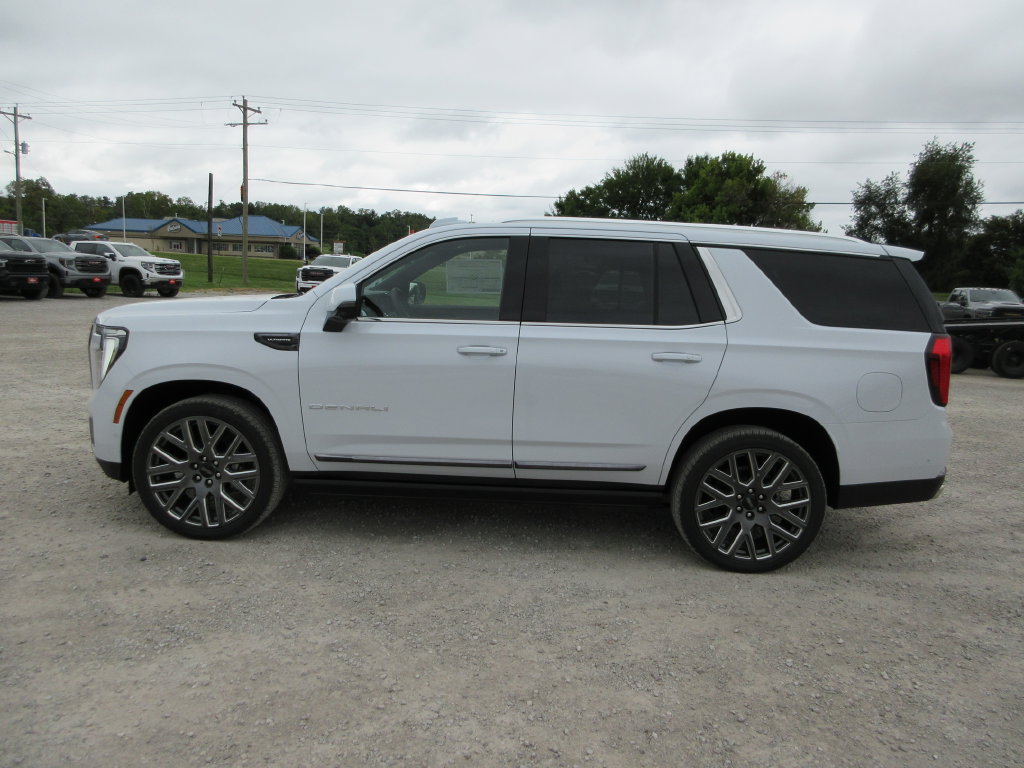 New 2026 GMC Yukon Denali Ultimate AWD/4WD image 7