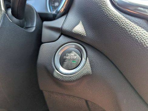 Used 2024 Chevrolet Equinox LT w/ LPO, Floor Liner Package FWD image 27