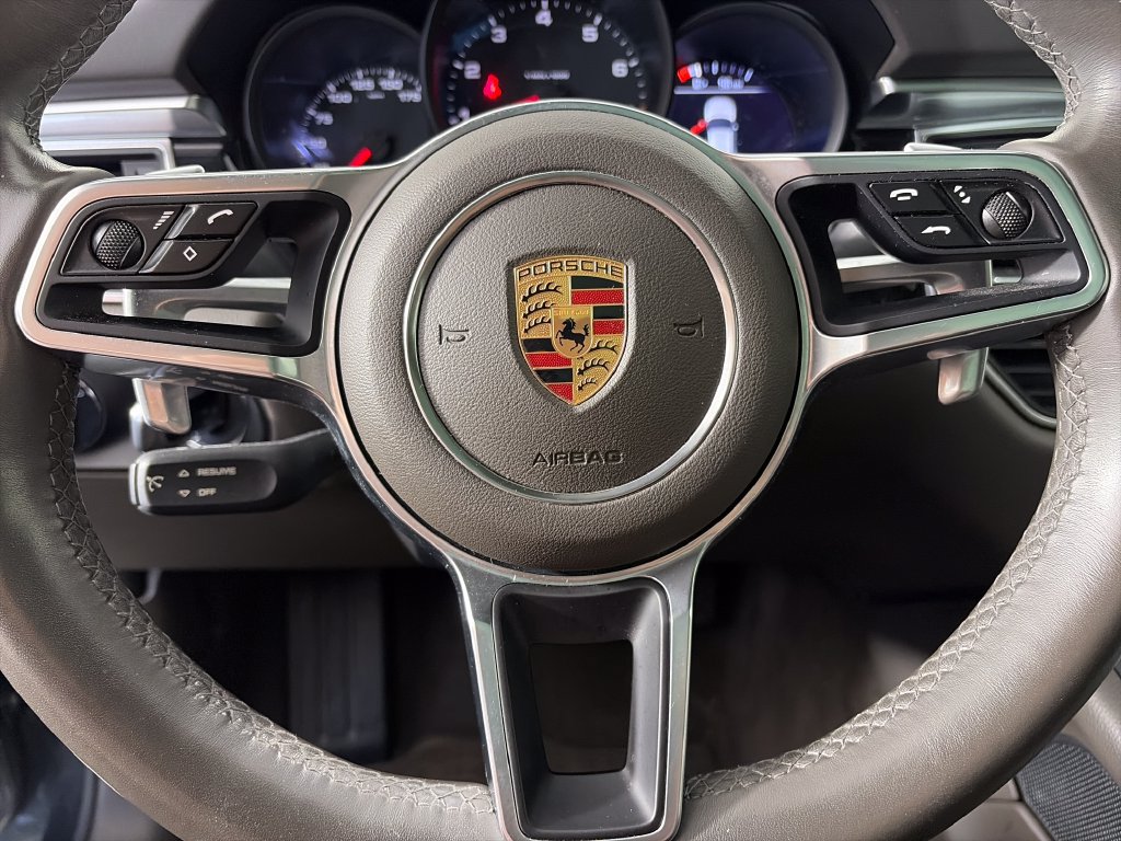 Used 2017 Porsche Macan AWD/4WD image 16
