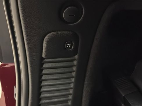 Used 2021 Dodge Durango GT image 17