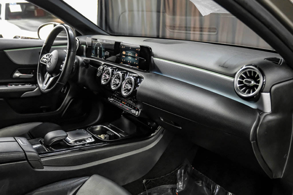 Used 2019 Mercedes-Benz A 220 image 18