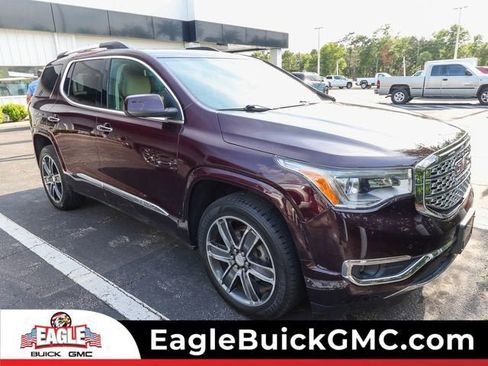 Used 2017 GMC Acadia Denali w/ Technology Package AWD/4WD image 1