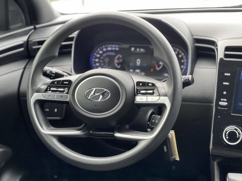 Used 2022 Hyundai Santa Cruz SE image 23