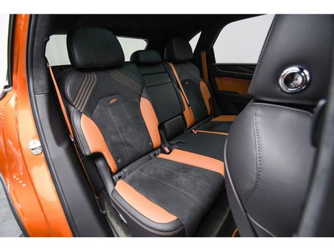 Certified 2022 Bentley Bentayga image 74