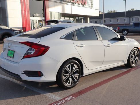 Used 2017 Honda Civic EX-L image 6