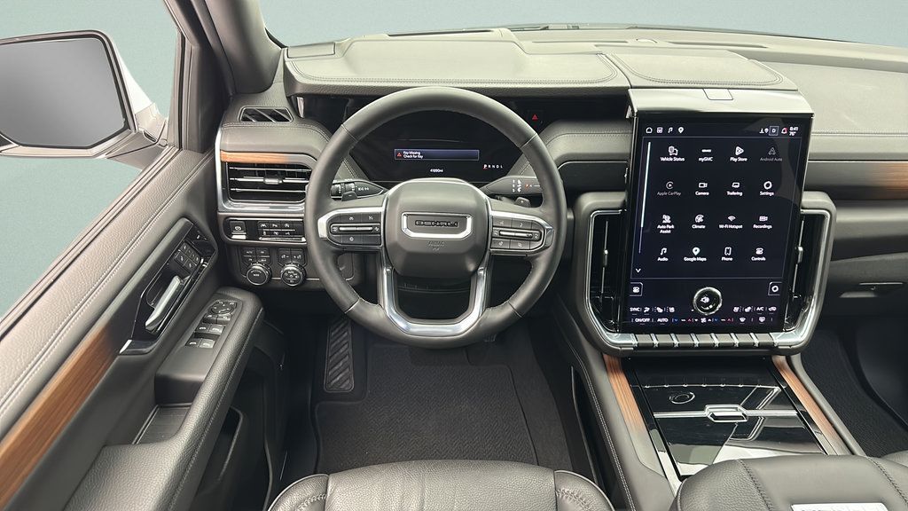 Used 2025 GMC Yukon Denali AWD/4WD image 10