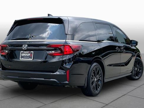 Used 2026 Honda Odyssey Sport-L image 13