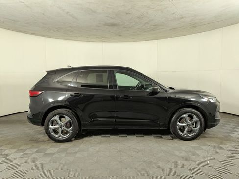 Used 2023 Ford Escape ST-Line image 6