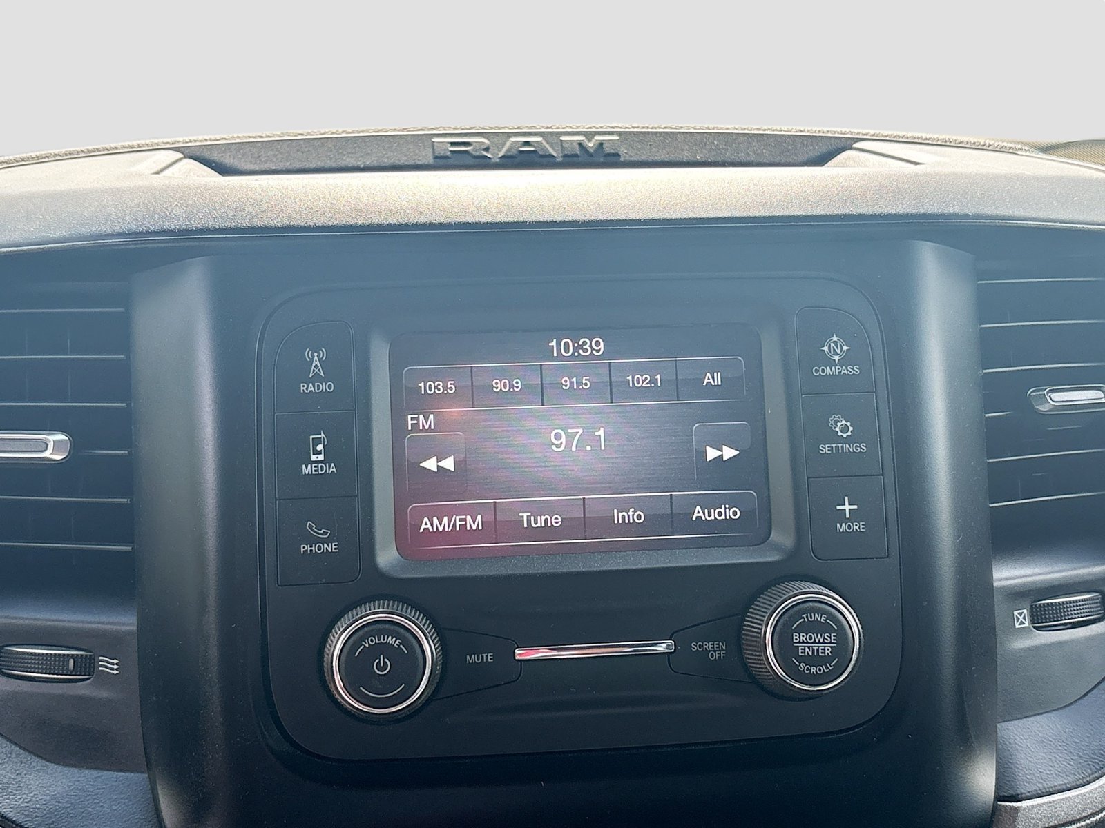 Used 2023 RAM 2500 Tradesman AWD/4WD image 14