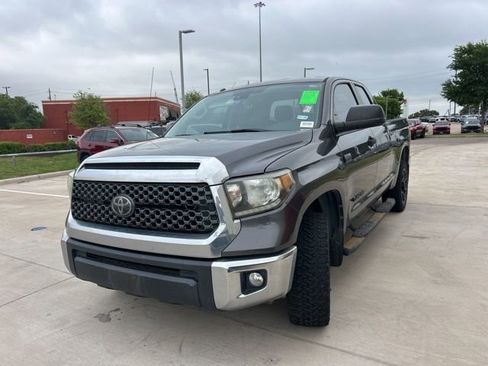 Used 2018 Toyota Tundra SR5 image 9