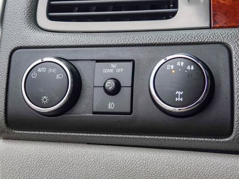 Used 2011 Chevrolet Silverado 2500 LTZ w/ LTZ Plus Package image 25