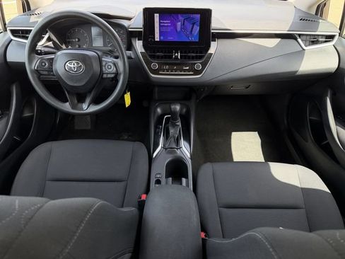 Used 2023 Toyota Corolla LE FWD image 9