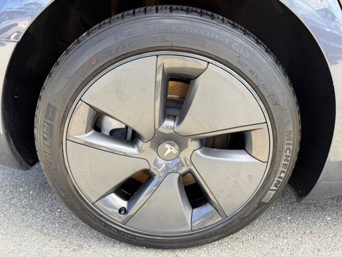 Used 2023 Tesla Model 3 Standard Range image 51
