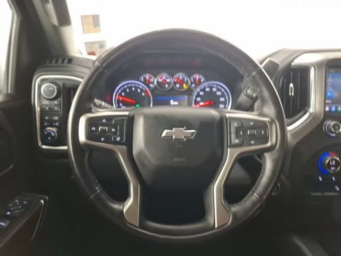 Used 2021 Chevrolet Silverado 1500 LT Trail Boss w/ LPO, Dark Essentials Package AWD/4WD image 24