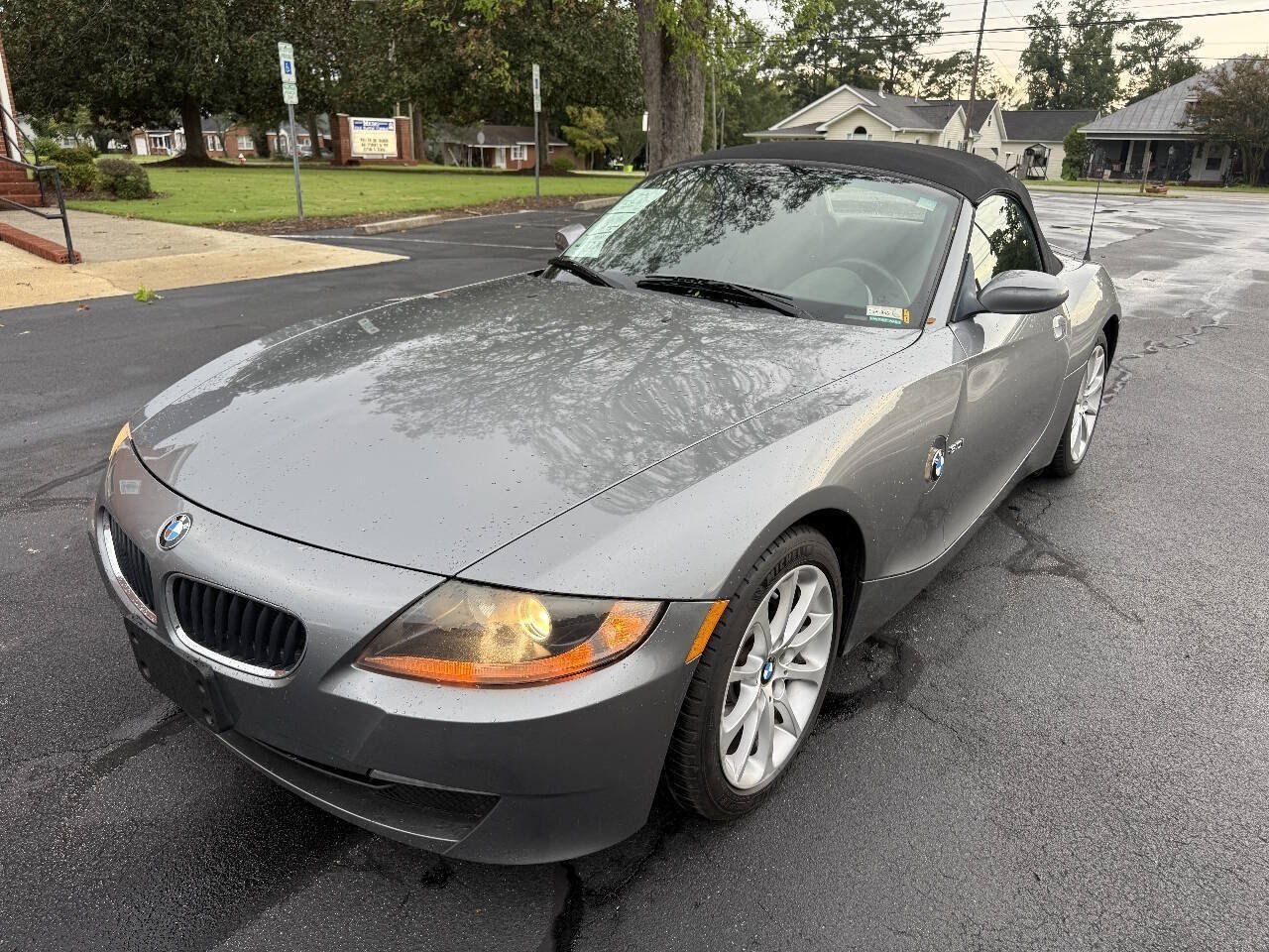 Used 2008 BMW Z4 3.0i RWD image 8