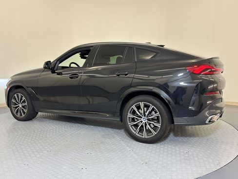 Certified 2026 BMW X6 xDrive40i w/ Climate Comfort Package AWD/4WD image 3