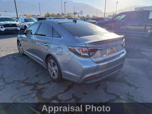 Used 2016 Hyundai Sonata Limited w/ Option Group 02 FWD image 7