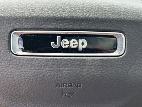 New 2026 Jeep Grand Cherokee L Limited AWD/4WD image 27