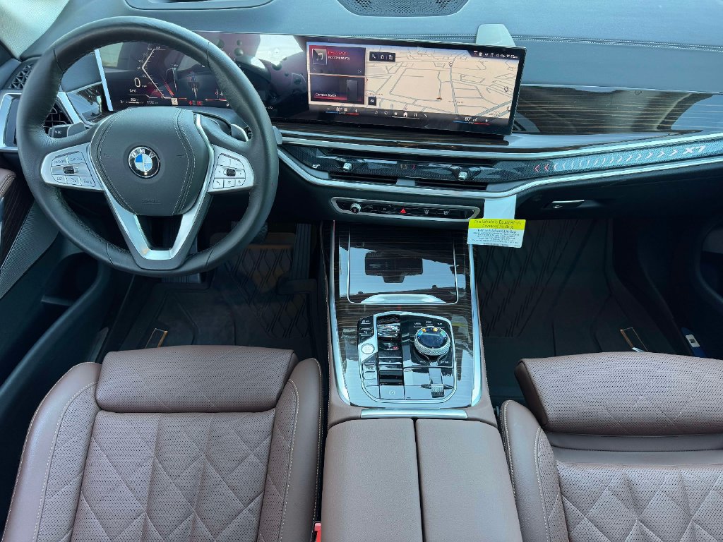 Certified 2026 BMW X7 xDrive40i w/ Executive Package AWD/4WD image 15